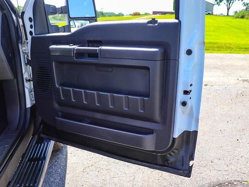 Used 2009 Ford F250 Lariat AWD/4WD image 24