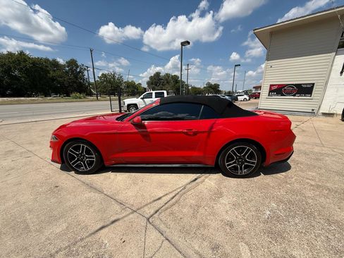 Used 2020 Ford Mustang Premium RWD image 3