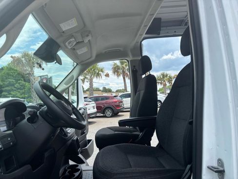 Used 2022 RAM ProMaster 2500 FWD image 34