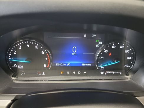 Used 2021 Ford Explorer XLT w/ Class III Trailer Tow Package AWD/4WD image 18