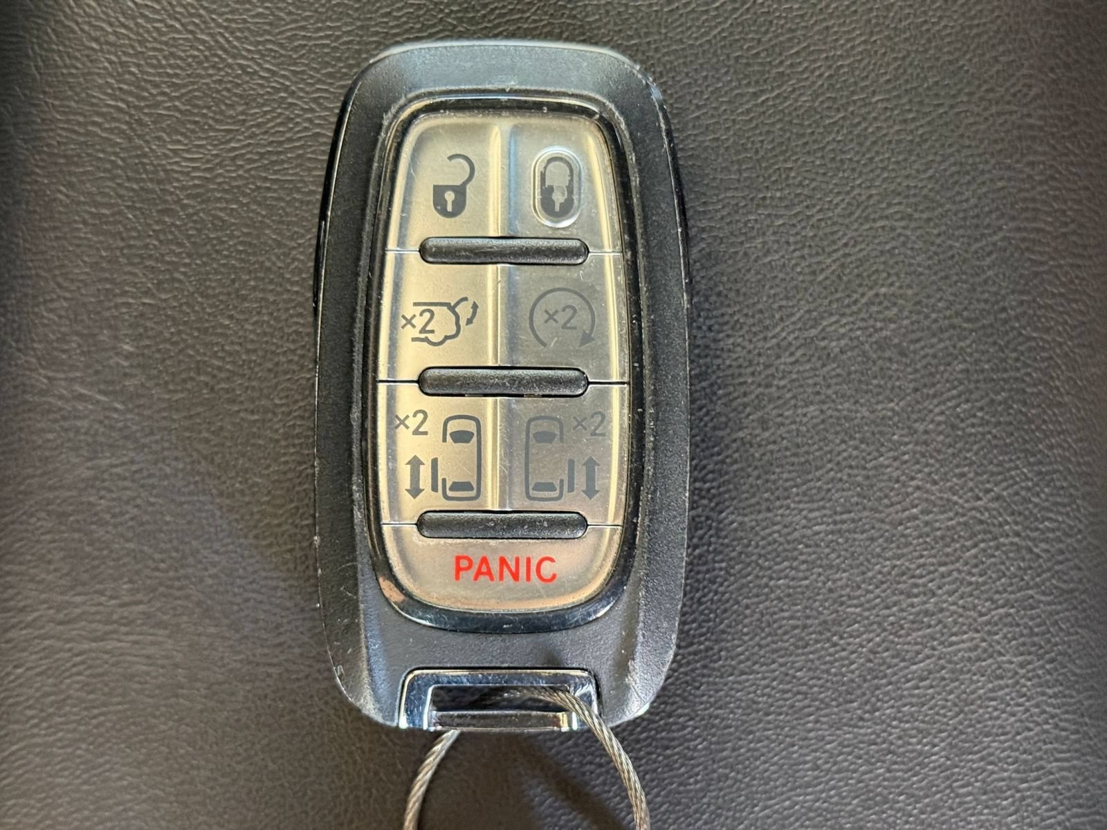 Used 2025 Chrysler Pacifica Select FWD image 20