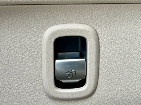 Certified 2025 Mercedes-Benz C 300 C 300 image 34