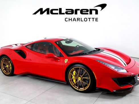 Used 2020 Ferrari 488 Pista Coupe RWD image 2