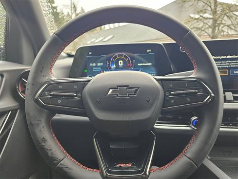 New 2026 Chevrolet Equinox RS image 24