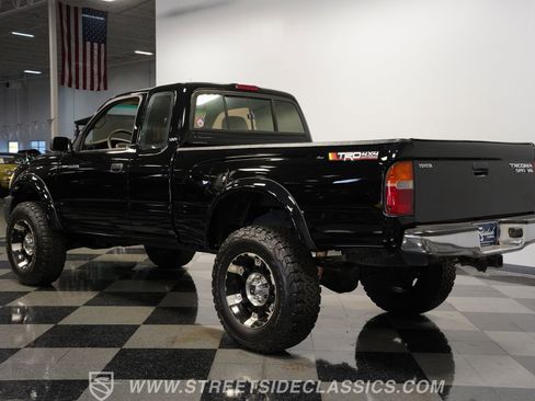 Used 1998 Toyota Tacoma 4x4 w/ SR5 Package image 9