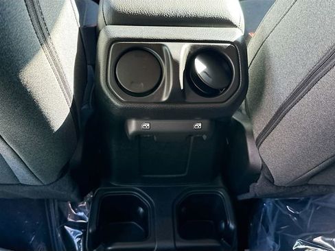 New 2026 Jeep Gladiator Sport AWD/4WD image 26