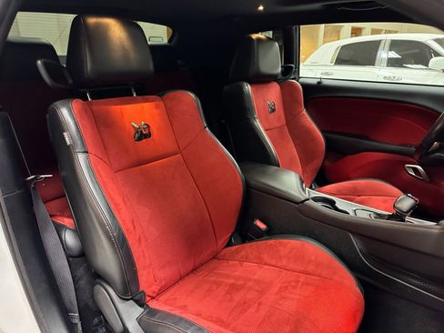 Used 2019 Dodge Challenger R/T Scat Pack w/ Plus Package image 22