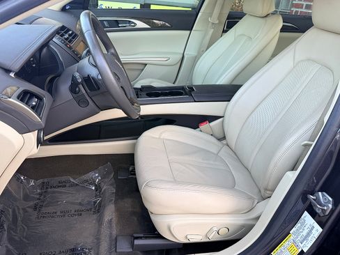 Used 2013 Lincoln MKZ AWD image 27