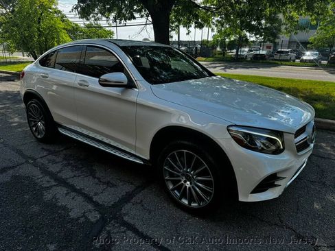 Used 2019 Mercedes-Benz GLC 300 4MATIC Coupe image 5