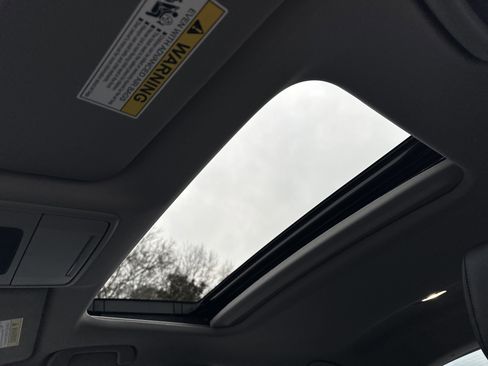 New 2026 Acura Integra FWD image 25