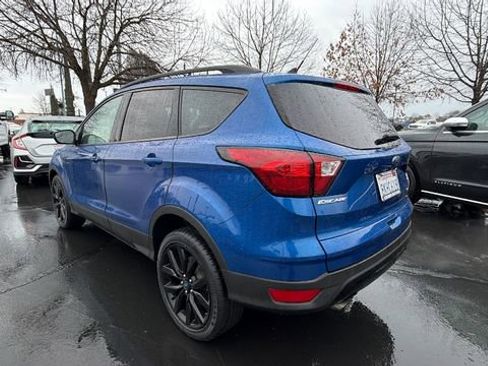 Used 2019 Ford Escape SE image 6