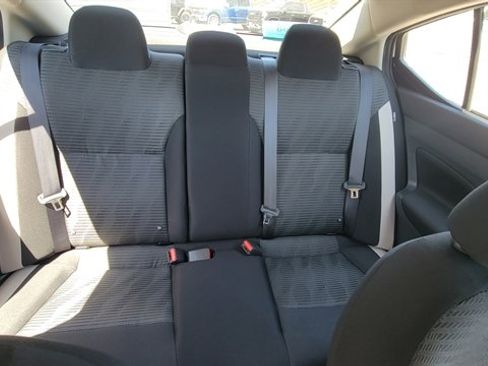Used 2022 Nissan Versa SV w/ Trunk Package FWD image 41