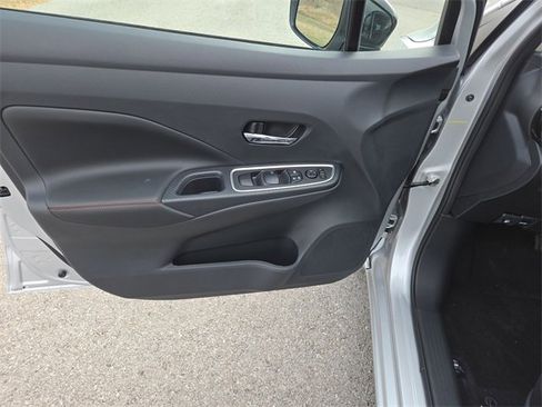 New 2025 Nissan Versa SR w/ Trunk Package image 11