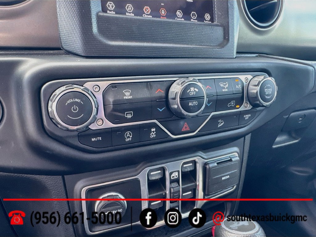 Used 2021 Jeep Wrangler Unlimited Sport AWD/4WD image 18