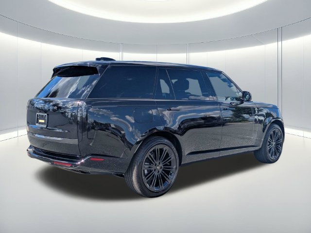 New 2027 Land Rover Range Rover Long Wheelbase SE AWD/4WD image 12