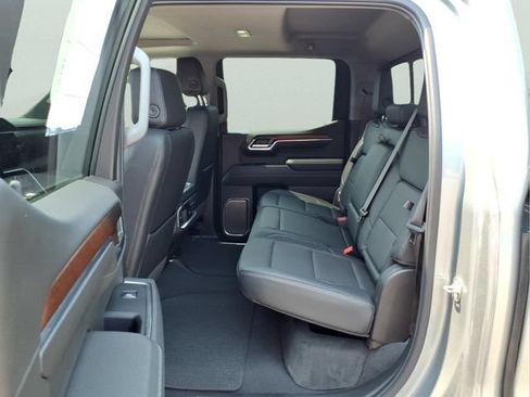 Used 2024 GMC Sierra 1500 Denali AWD/4WD image 10