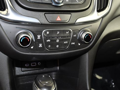 Used 2021 Chevrolet Equinox LT AWD/4WD image 30