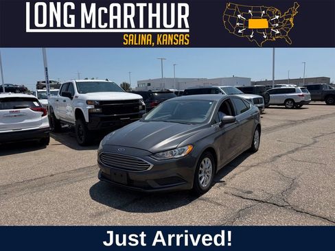 Used 2018 Ford Fusion S FWD image 1