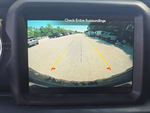 Used 2021 Jeep Wrangler Unlimited Sahara AWD/4WD image 22