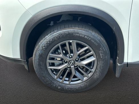 Used 2026 Nissan Rogue S AWD/4WD image 11