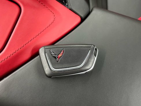 Used 2023 Chevrolet Corvette Stingray Premium Conv w/ Z51 Performance Package RWD image 15