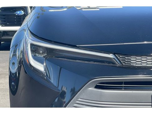 Used 2023 Toyota Corolla LE image 40