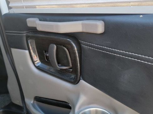 Used 2021 GMC Savana 2500 w/ Enhanced Convenience Package image 25