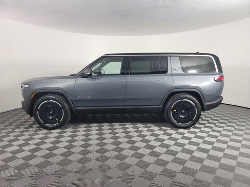 Used 2025 Rivian R1S Adventure AWD/4WD image 2