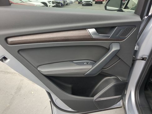 Used 2024 Audi Q5 2.0T Premium Plus image 31