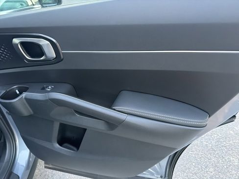 New 2025 Kia Sorento EX w/ Panoramic Sunroof Package image 13