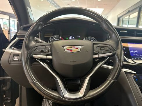 Used 2020 Cadillac XT6 Premium Luxury AWD/4WD image 20