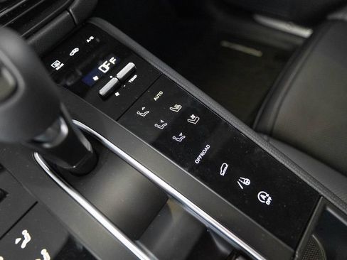 New 2026 Porsche Macan S AWD/4WD image 27