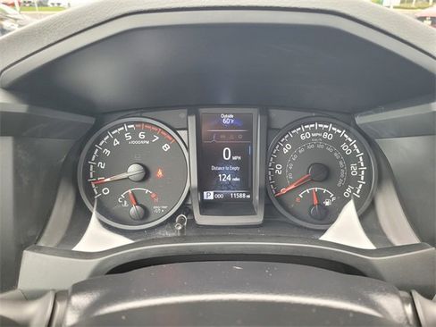 Used 2023 Toyota Tacoma 2WD Access Cab image 29
