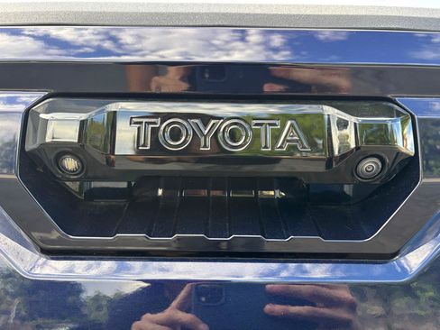 Used 2025 Toyota Tundra Limited w/ TRD Off-Road Package AWD/4WD image 19