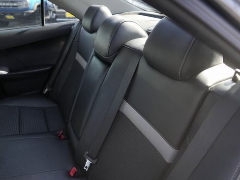 Used 2012 Toyota Camry SE image 14