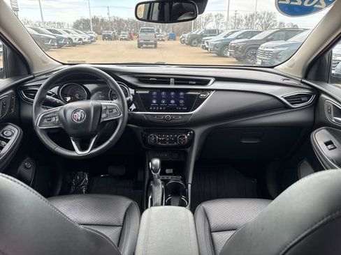 Used 2022 Buick Encore GX Essence w/ Experience Buick Package image 48