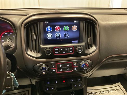 Used 2015 GMC Canyon SLE w/ All-Terrain Package image 23