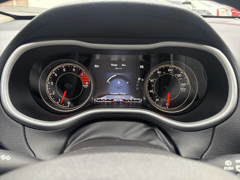 Used 2018 Jeep Cherokee Trailhawk w/ Comfort/Convenience Group image 10