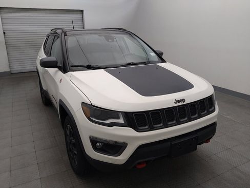 Used 2018 Jeep Compass Trailhawk w/ Leather Interior Group AWD/4WD image 14