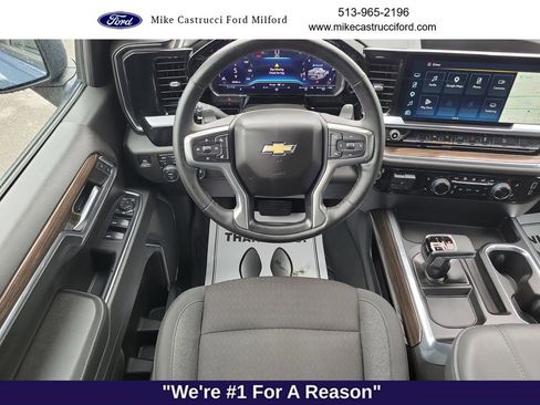 Used 2024 Chevrolet Silverado 1500 LT AWD/4WD image 12