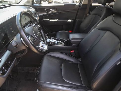Certified 2023 Kia Sportage EX AWD/4WD image 19