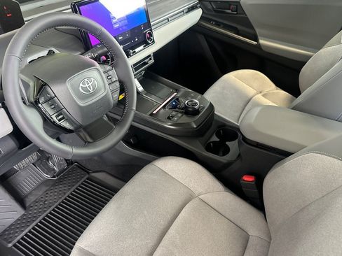 New 2026 Toyota C-HR AWD/4WD image 11