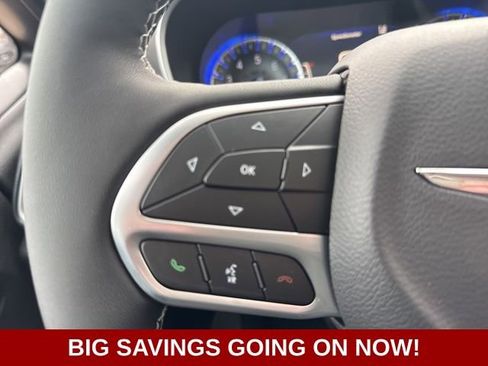 New 2026 Chrysler Pacifica Select image 27