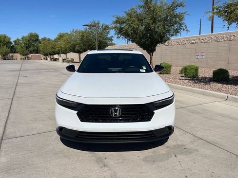 Used 2025 Honda Accord Sport image 2