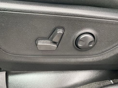 Used 2022 RAM 1500 Big Horn image 24