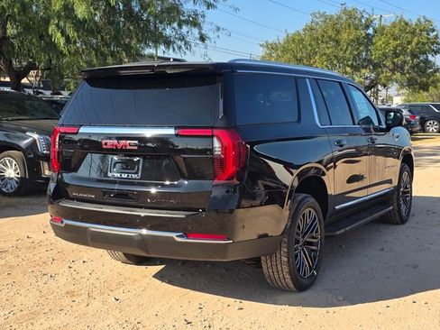 New 2026 GMC Yukon XL Elevation image 5