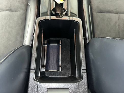 Used 2024 Mitsubishi Eclipse Cross SE AWD/4WD image 10
