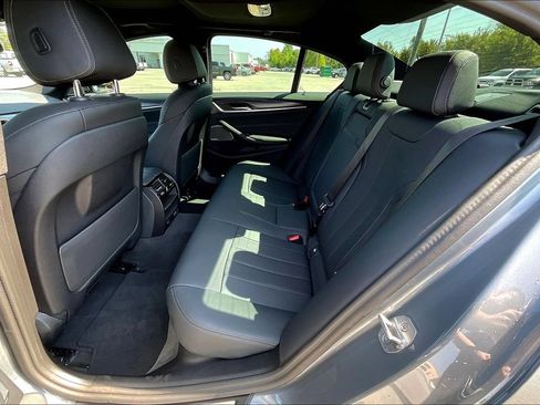 Used 2023 BMW 530i w/ M Sport Package RWD image 7