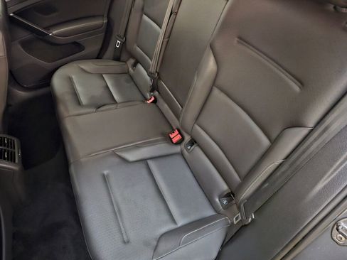 Used 2015 Volkswagen Golf SE FWD image 17