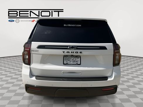 Used 2023 Chevrolet Tahoe Z71 w/ Luxury Package AWD/4WD image 4